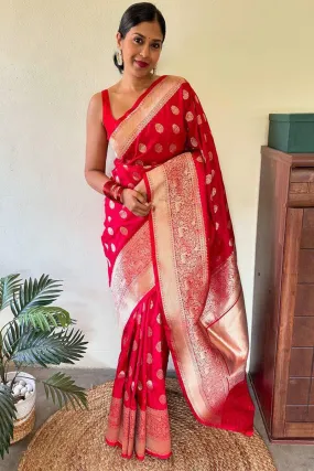 Dissemble Red Soft Silk Saree With Bewitching Blouse Piece