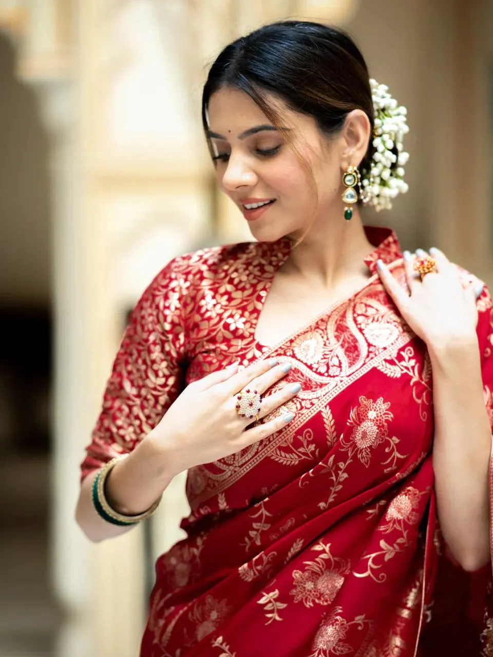 Ephemeral Red Soft Silk Saree With Traditional Blouse Piece