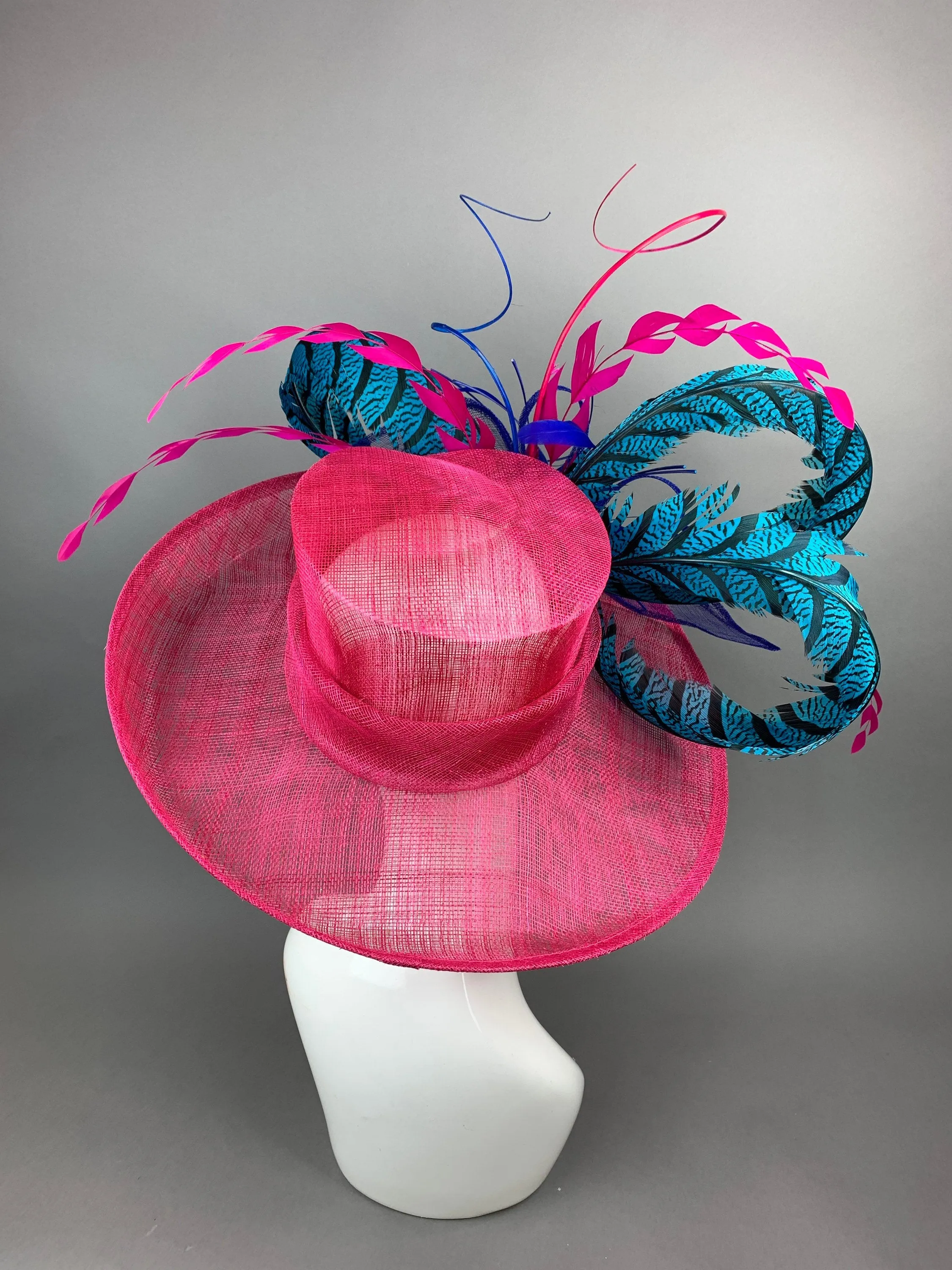 FUCHSIA HAT W/TURQUOISE LADY AMHERST FEATHERS