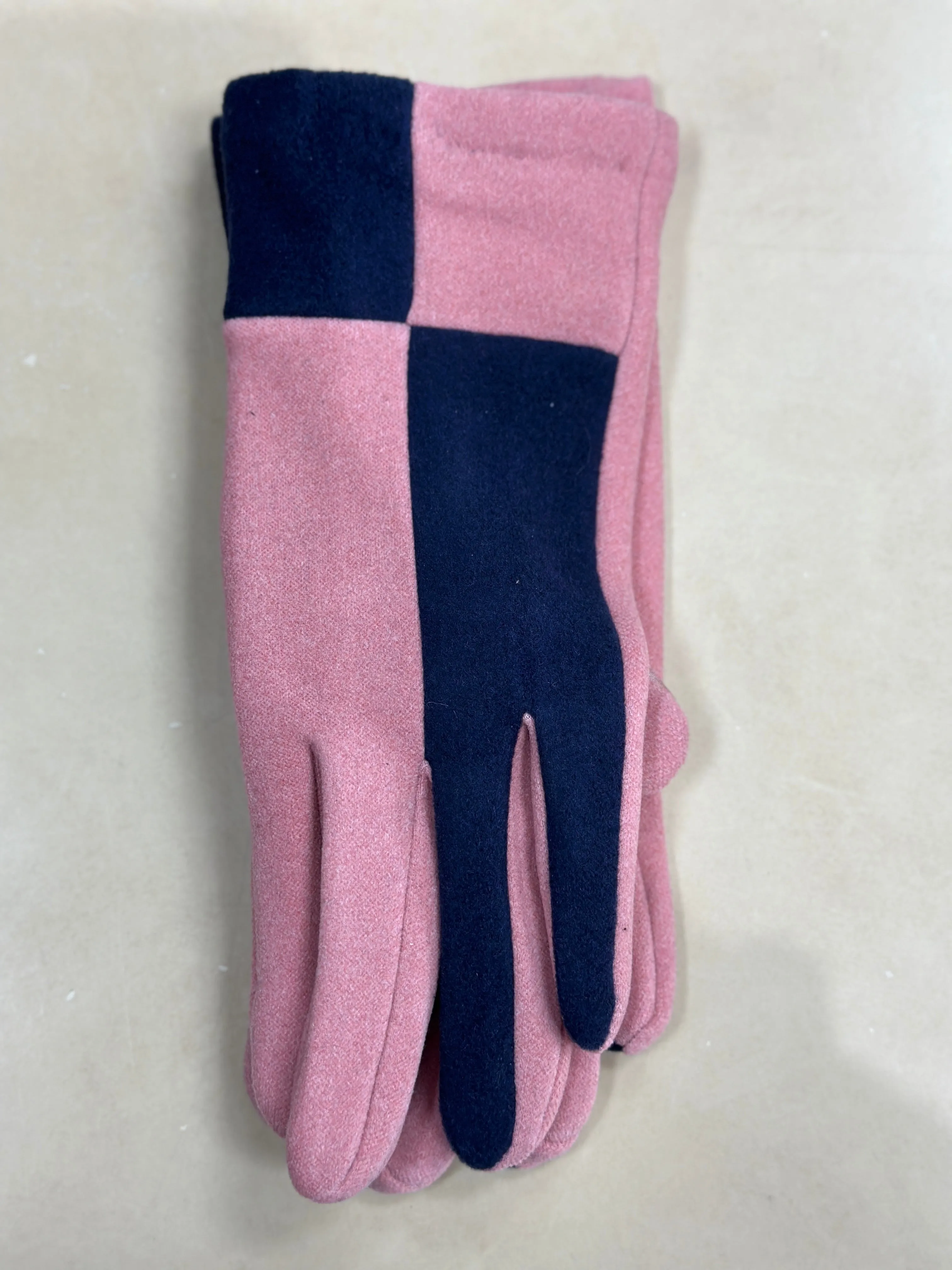 Harlequin Colorblock Glove