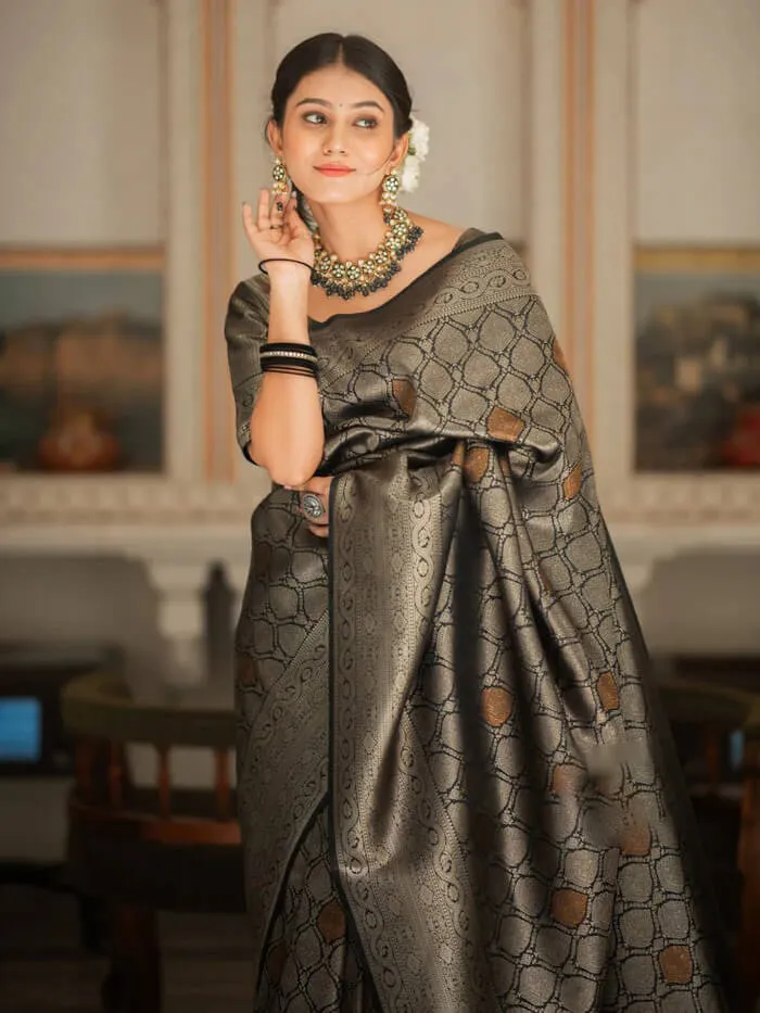 Intricate Black Soft Silk Saree With Staring Blouse Piece