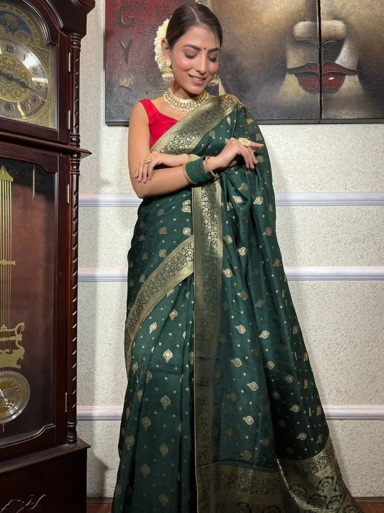 Majesty Dark Green Soft Silk Saree With Sensational Blouse Piece