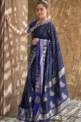 Sensational Navy Blue Soft Silk Saree With Comely Blouse Pieced
