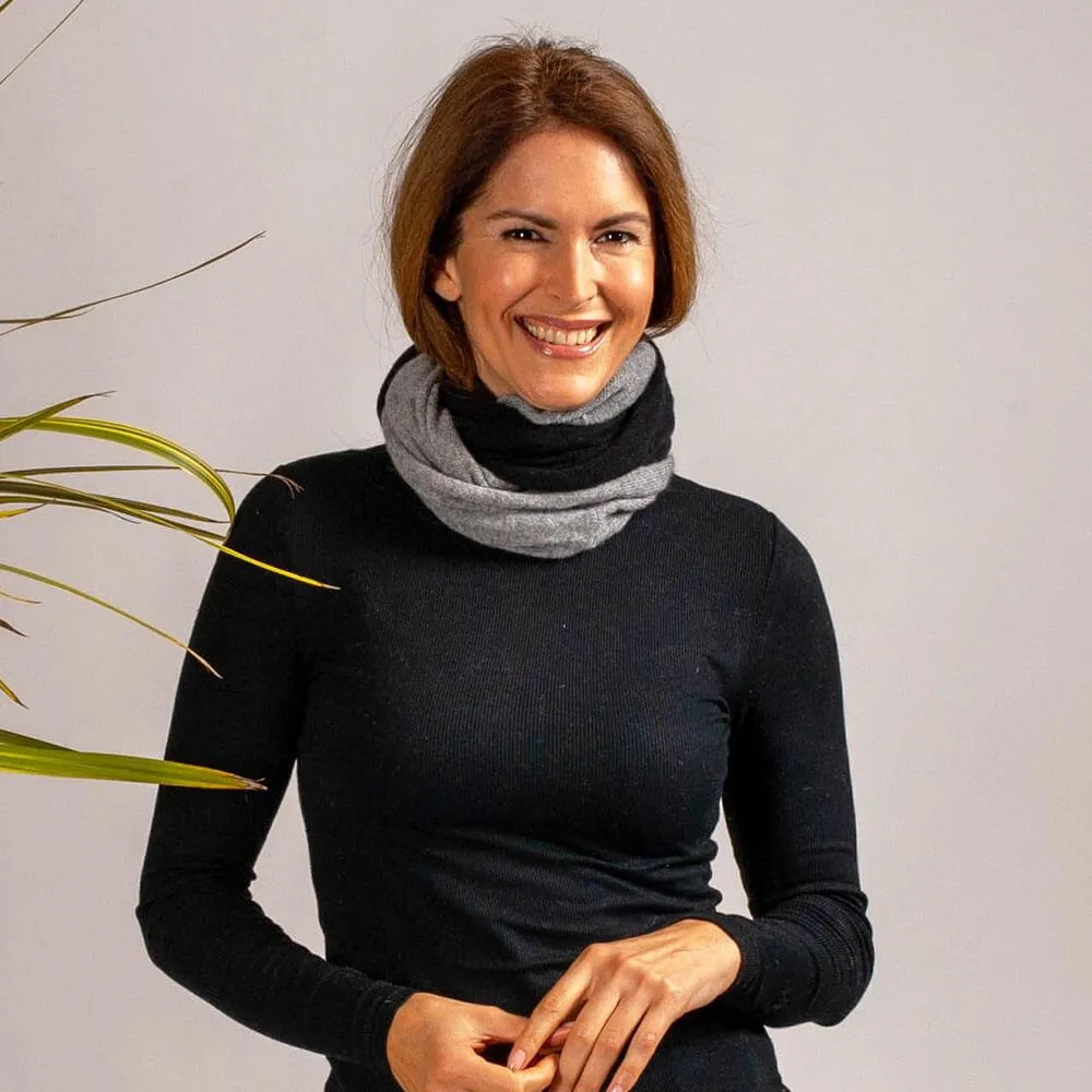 Two Tone Cashmere Snood and Cashmere Gloves Set